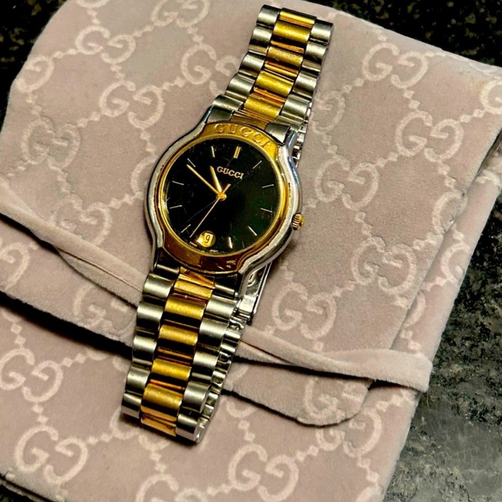 🦁 Gucci Embossed Watch - Picture 9 of 14